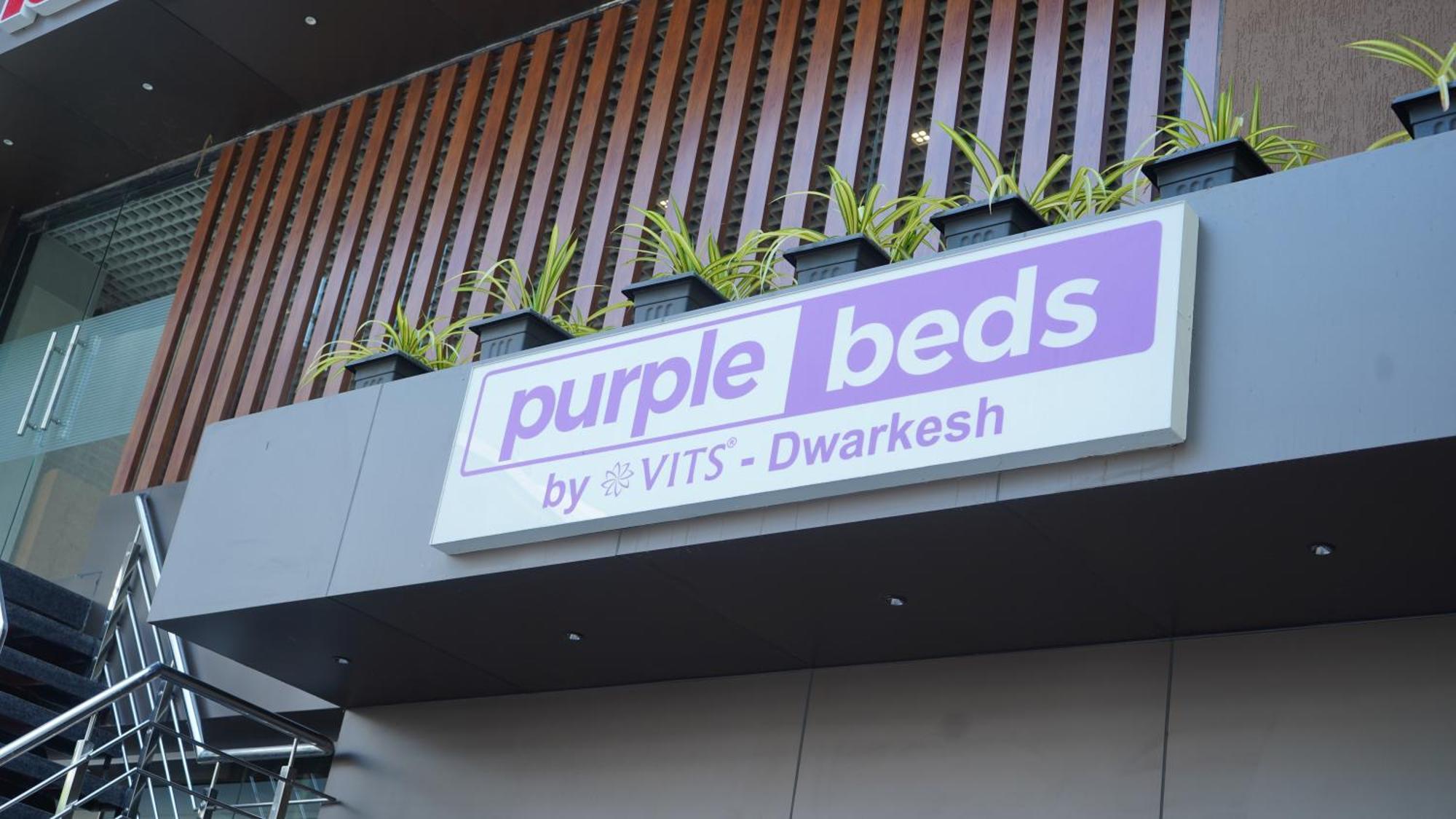 Purple Beds By Vits Dwarkesh, Surat Hotel Salabatpura Exterior photo