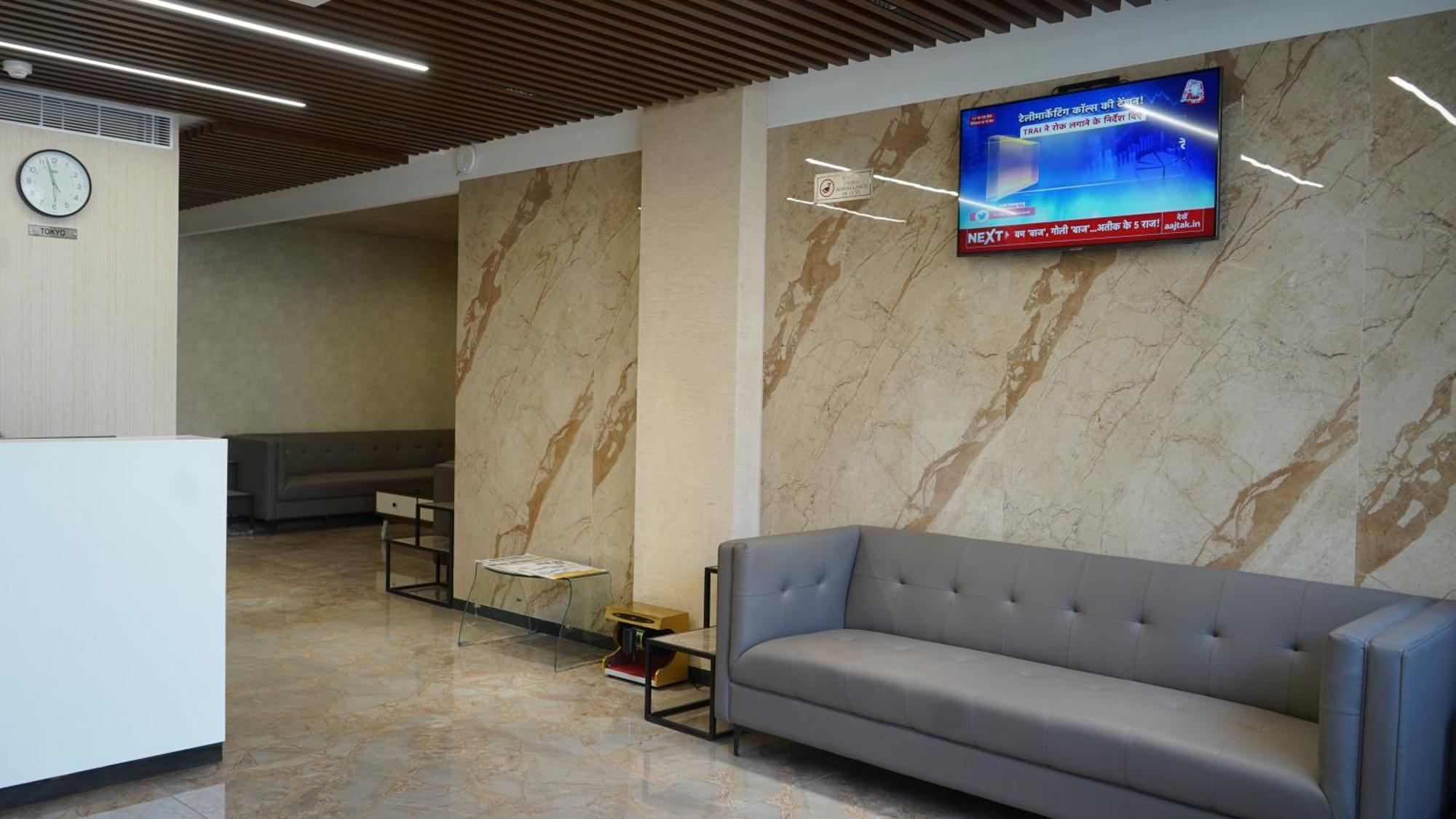 Purple Beds By Vits Dwarkesh, Surat Hotel Salabatpura Exterior photo